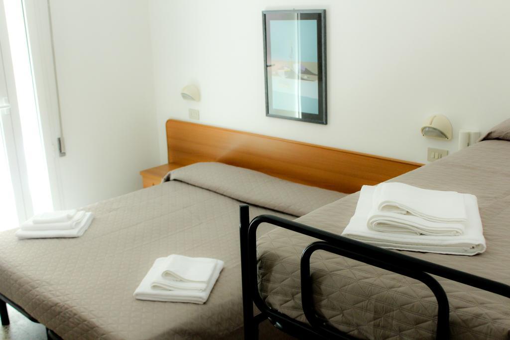 Hotel Leda Rimini Quarto foto